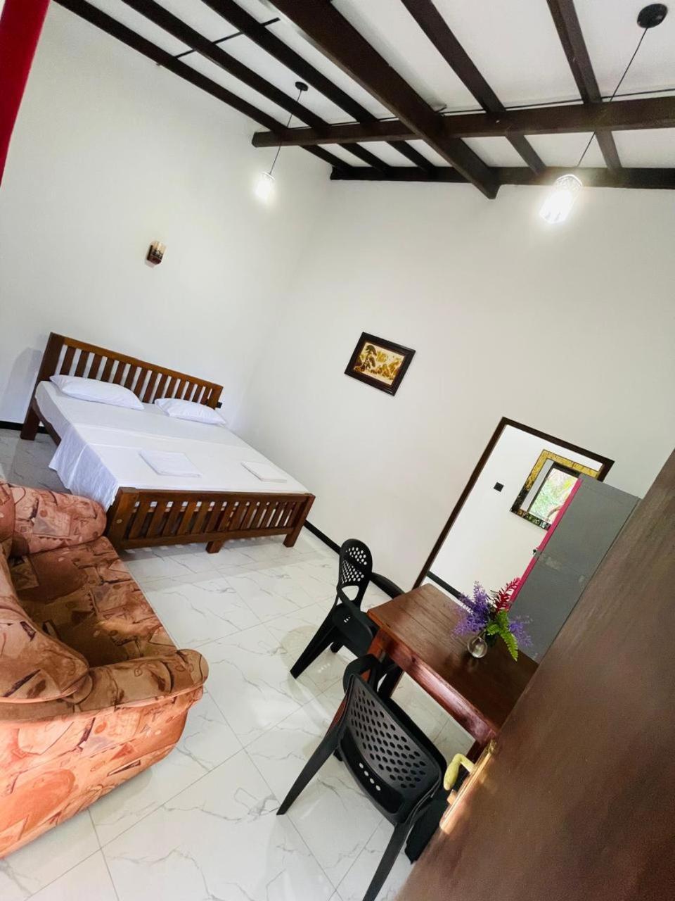 Chami'S Home Stay Mirissa Εξωτερικό φωτογραφία